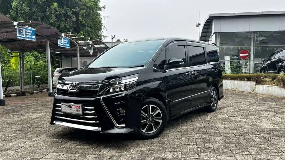 Toyota Voxy AT 2019 - Garansi Toyota