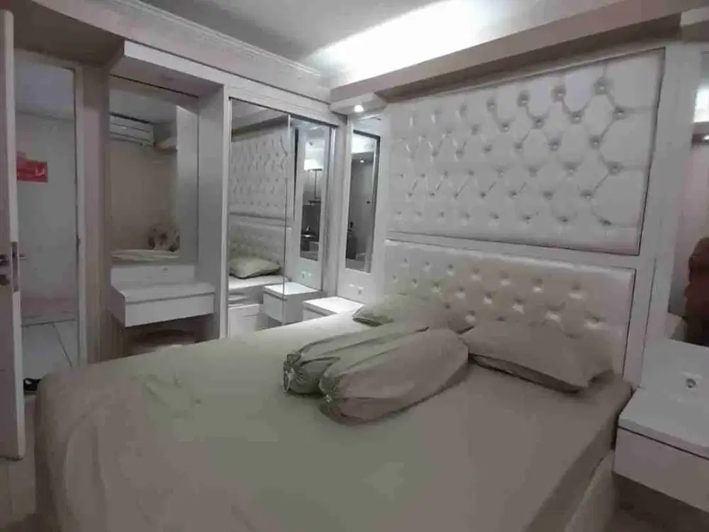 Sewa studio furnished apartemen Bassura City tower Cattleya