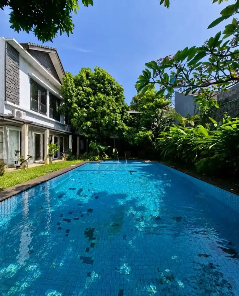 DIJUAL RUMAH MEWAH DI CILANDAK BELAKANG CITOS – ADA PRIVATE POOL