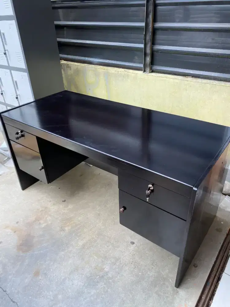 MEJA KANTOR MURAH BAHAN KAYU
