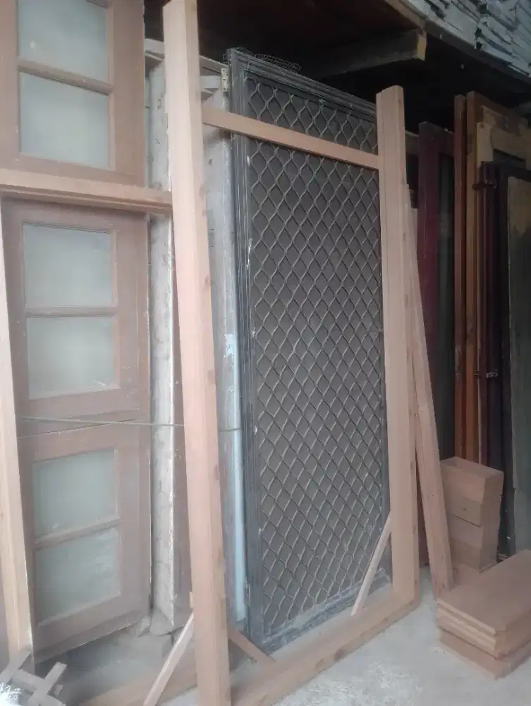 Kusen Pintu Jendela