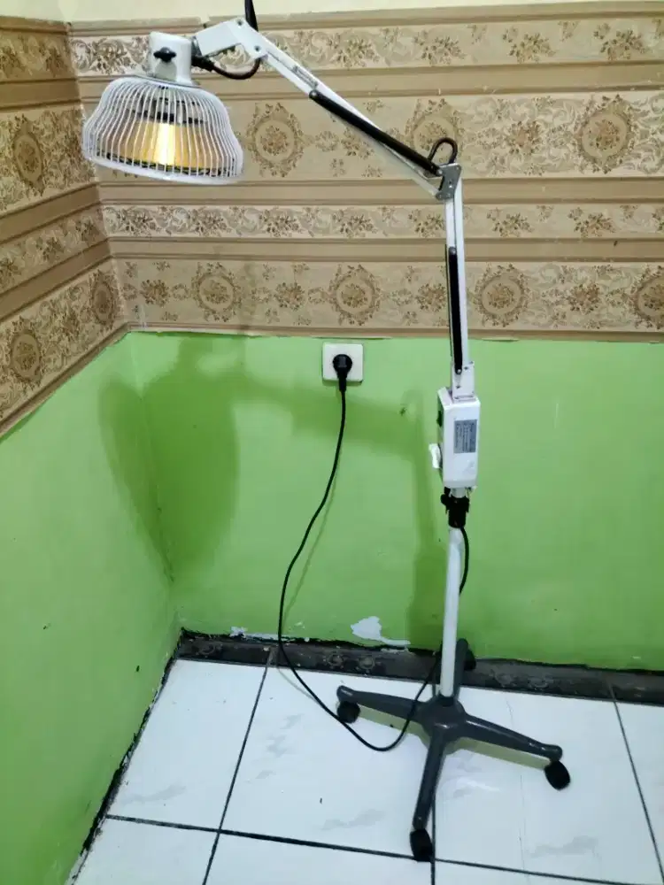 Alat terapi pemanas corona TDP lamp co-89