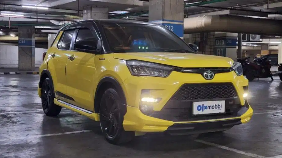 Pajak Panjang - Toyota Raize 1.0 GR Sport TSS Two Tone Bensin-AT 2022