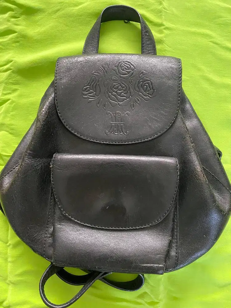 BACKPACK HITAM - CELESTINO PANZERI – ITALY – GENUINE LEATHER -PRELOVED