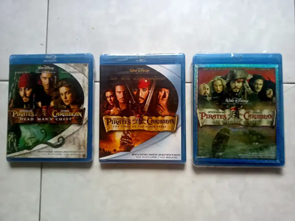 BlueRay Disc (Pirates of the Caribbean) / 3 Album