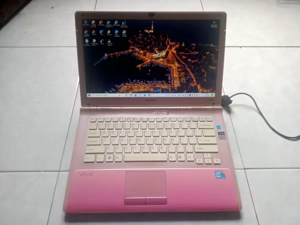 Sony Vaio / Core i5 / nVidia 310M / 320Gb / 4Gb / SOAK / TAS