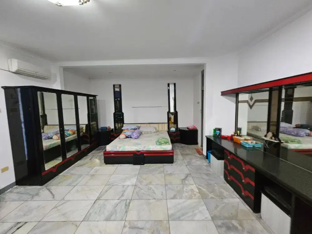 Muara Karang 10X20 Jalan Lebar 3 Mobil Furnished