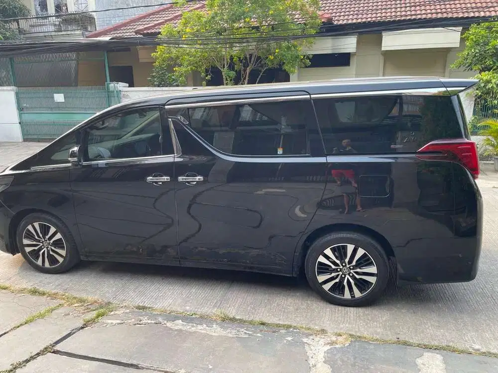Toyota Alphard 2022 Bensin