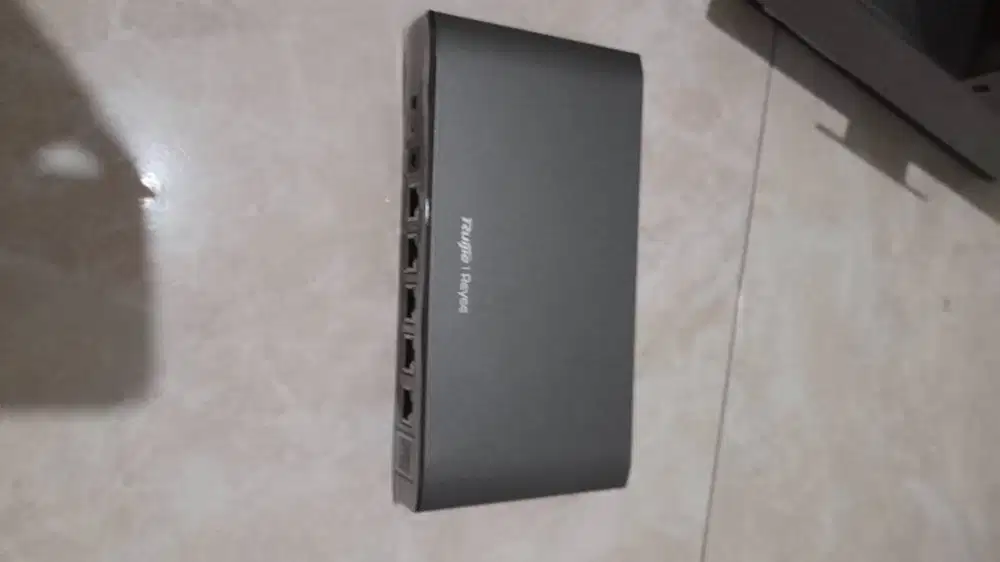Ruijie Reyee RG-EG105G-V3 Gigabit Router 5 Port - Second