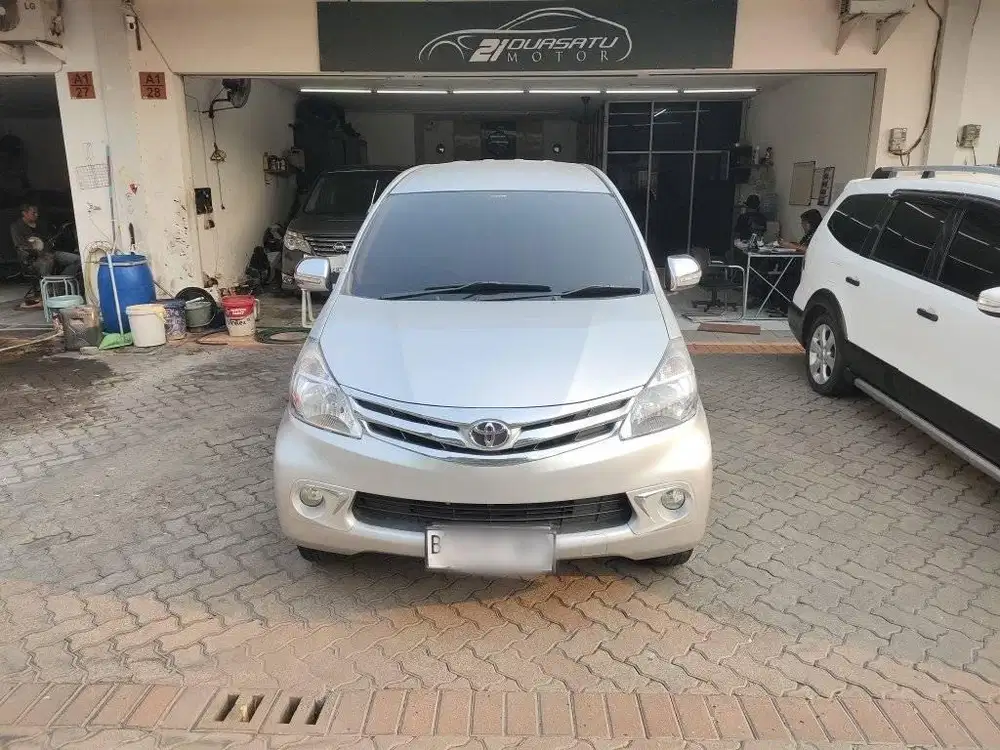 DP 15 JT ANGS 2,9 JT AVANZA G MATIC SILVER 2014 TOYOTA