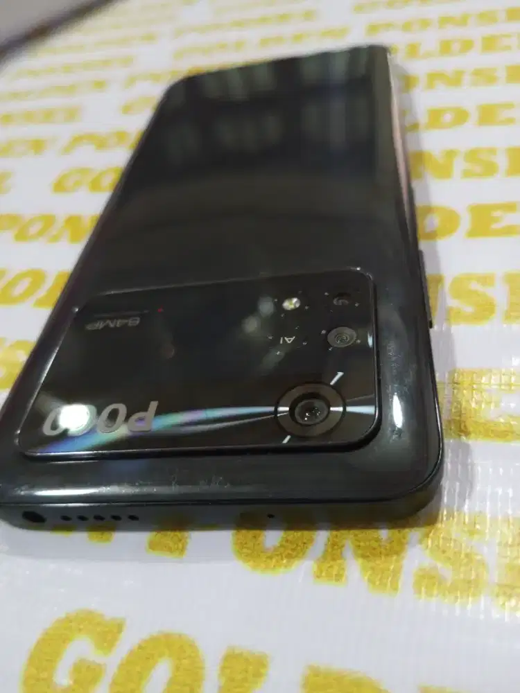 Poco M4 Pro Perfect 256Gb/Ram12(8+4Gb)-Golden ponsel