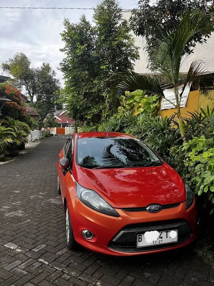 Ford Fiesta 1.4 Trend AT 2012 | Chili Orange | Siap Pakai