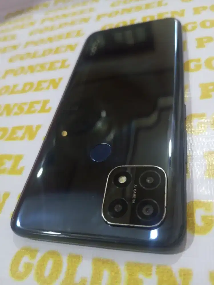 Oppo A15 Perfect Mystery black 32Gb/Ram3Gb-Golden ponsel