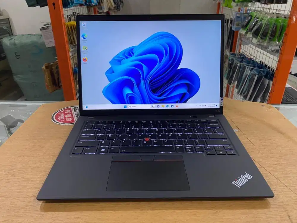 Lenovo ThinkPad T14S G3 Ryzen 5 PRO 6650U Ram 16GB SSD 512GB SlimMulus