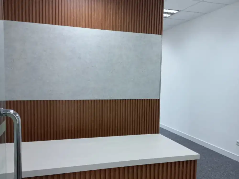 Modern Office Space Near CBD Kuningan – Fully Furnished