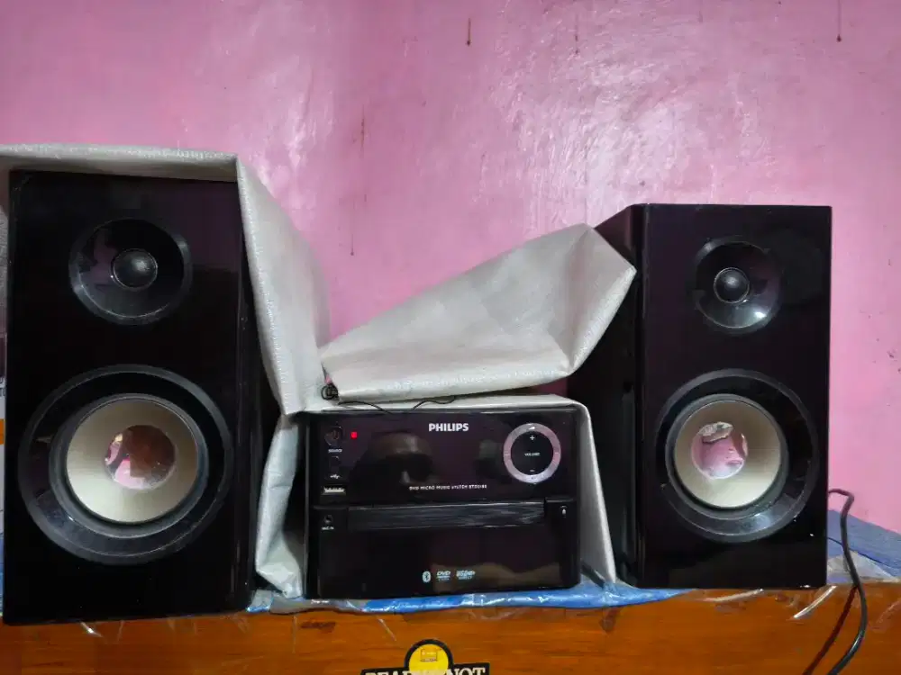 micro hifi Philips. Bisa bluetooth & radio.