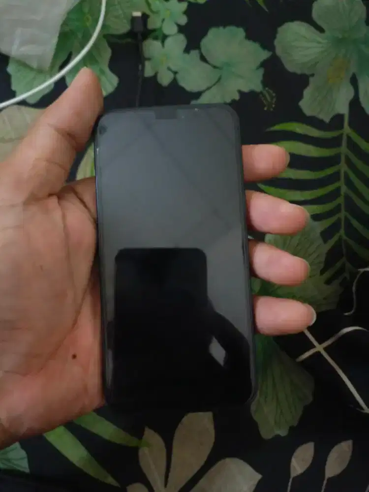 Iphone mini 12 mulus hitam 128 inter
