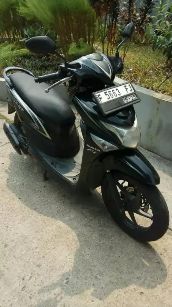 Honda Beat Pop Fi Esp Iss, Good Condition.