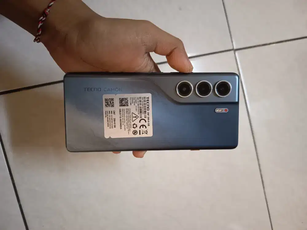 Tecno Camon 40 Pro 8/256 BATANGAN