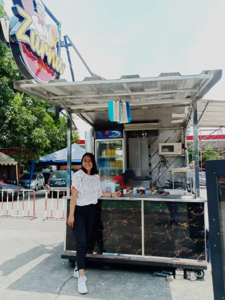 Booth penjualan makanan