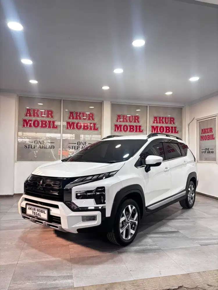 ISTIMEWA! XPANDER CROSS PREMIUM PACKAGE MATIC 2023 FUL ORI SIAP PAKAI