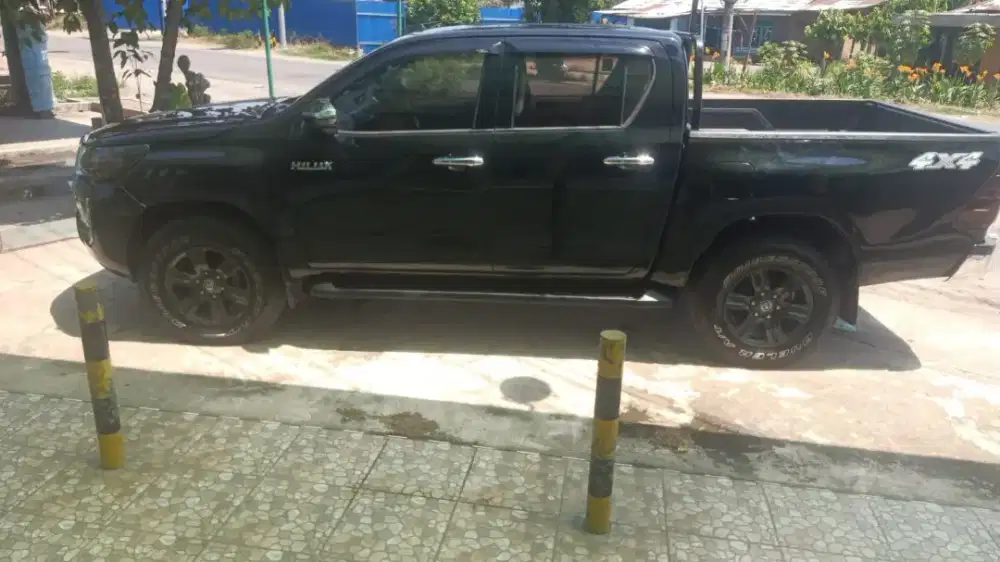 Jual Hilux dobble cabin 4x4