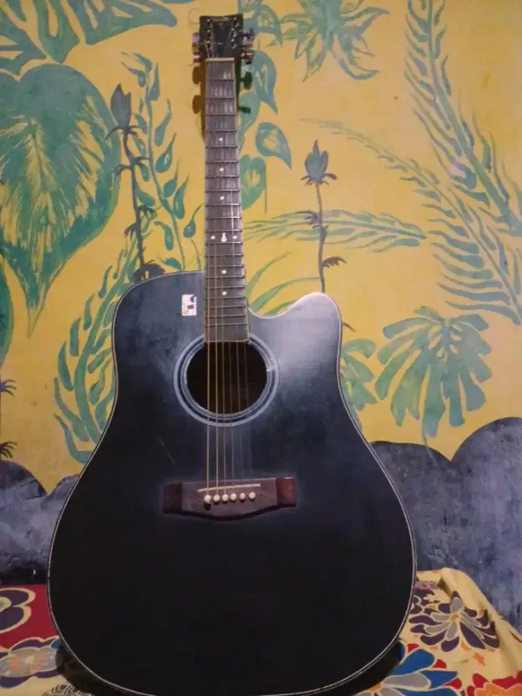 Gitar Ciamik mulus suara Merdu