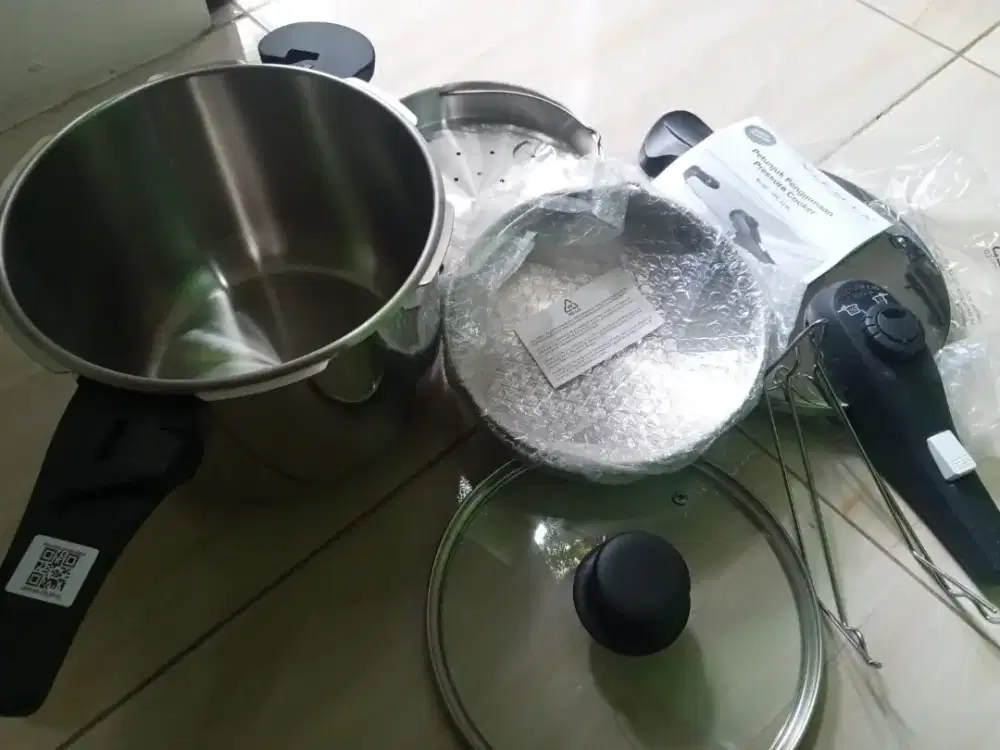 Panci Presto ( Pressure Cooker Set ) vienta