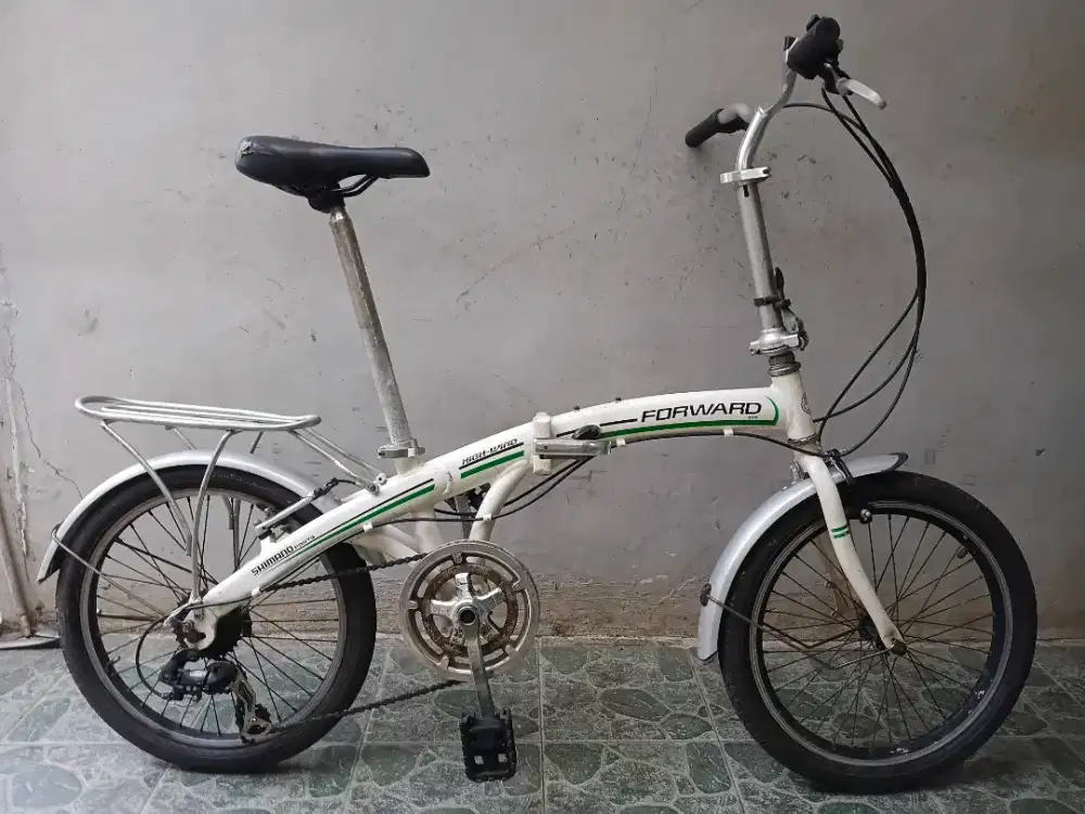 Folding Alloy 20 merk forward , siap goes ttambah speda bisa jg
