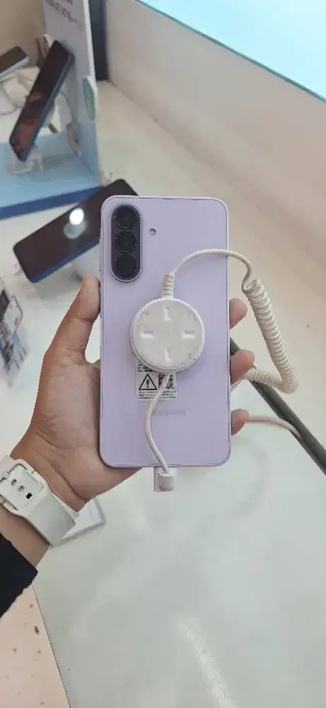 Samsung galaxy A57 Lilac