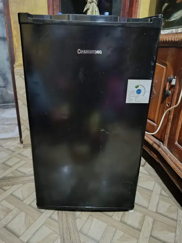Kulkas 1 pintu mini merek Changhong
