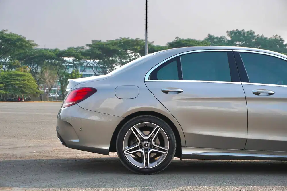 Mercedes Benz C200 W205 Facelift AMG Final Edition 2020 / 2021