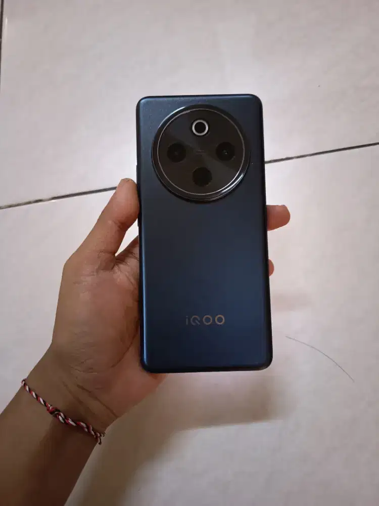 iQoo Z10 5G 8/128 BATANGAN