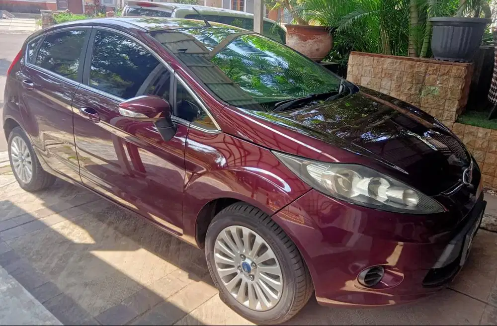 Ford Fiesta 1.4 Trend (Matic Bandel) Mulus Peremajaan Milik Sendiri