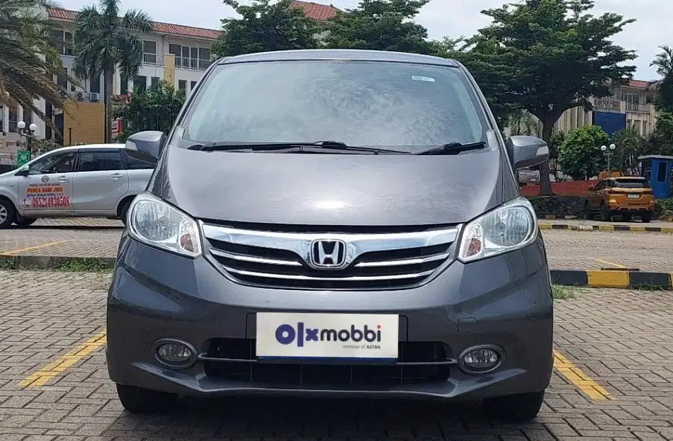 TDP 8, JT Honda Freed 1.5 S Bensin-AT Abu 2015