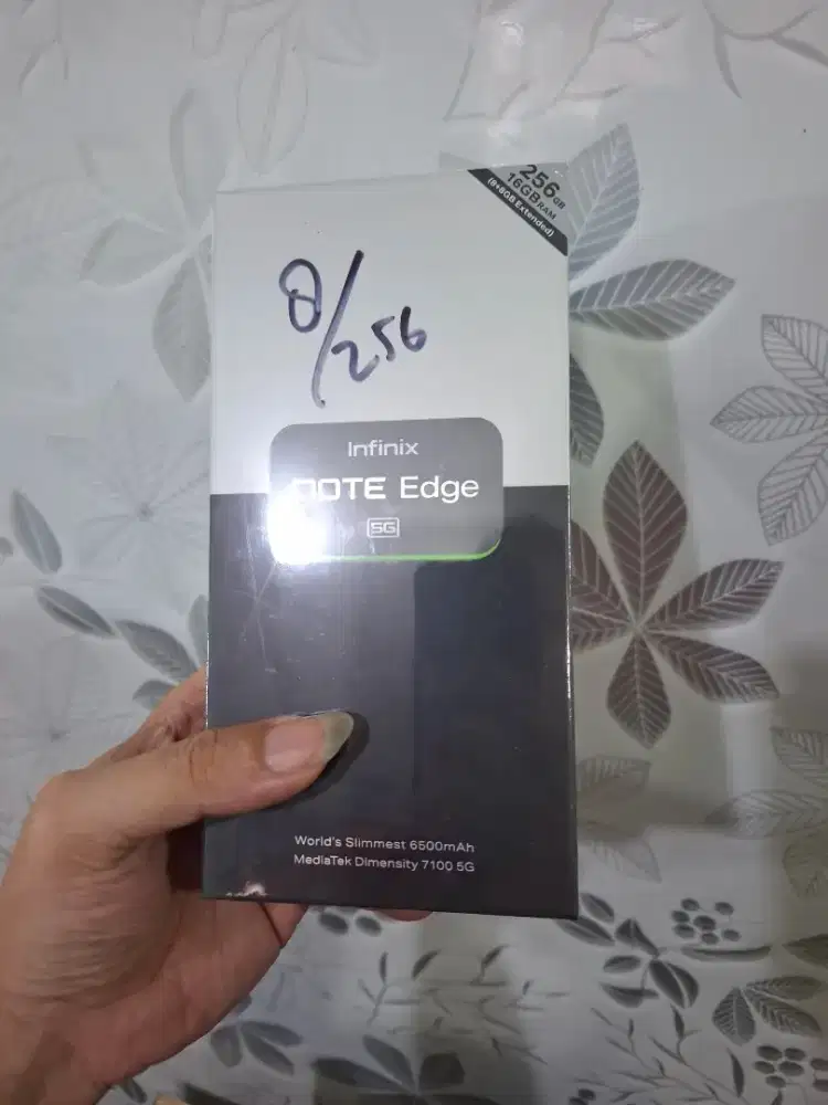 Infinix note edge 5G ram 8/256 baru