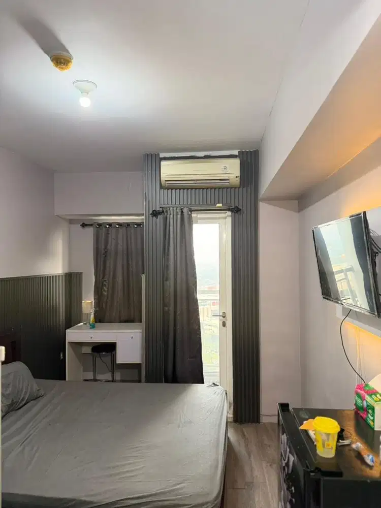 Sewa Apartemen Springlake Sumarecon Bekasi