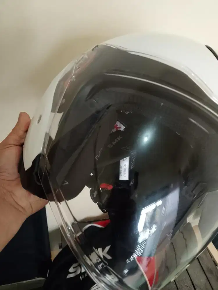 Helm SMK putih size L
