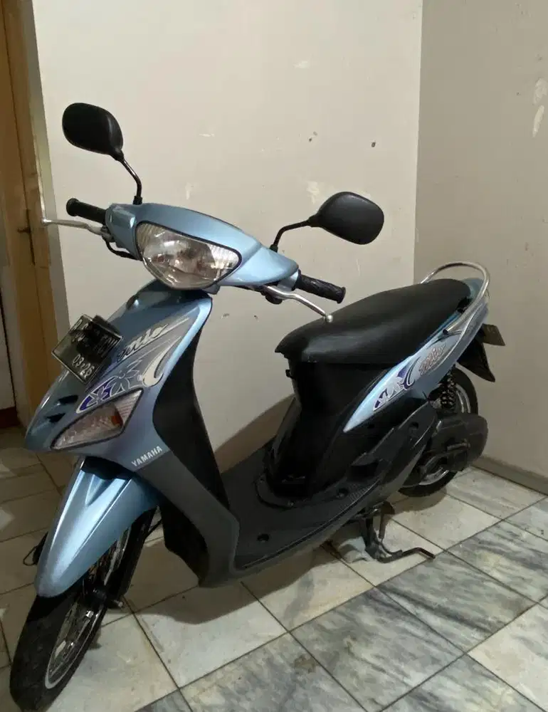 Yamaha mio sporty biru muda 2006