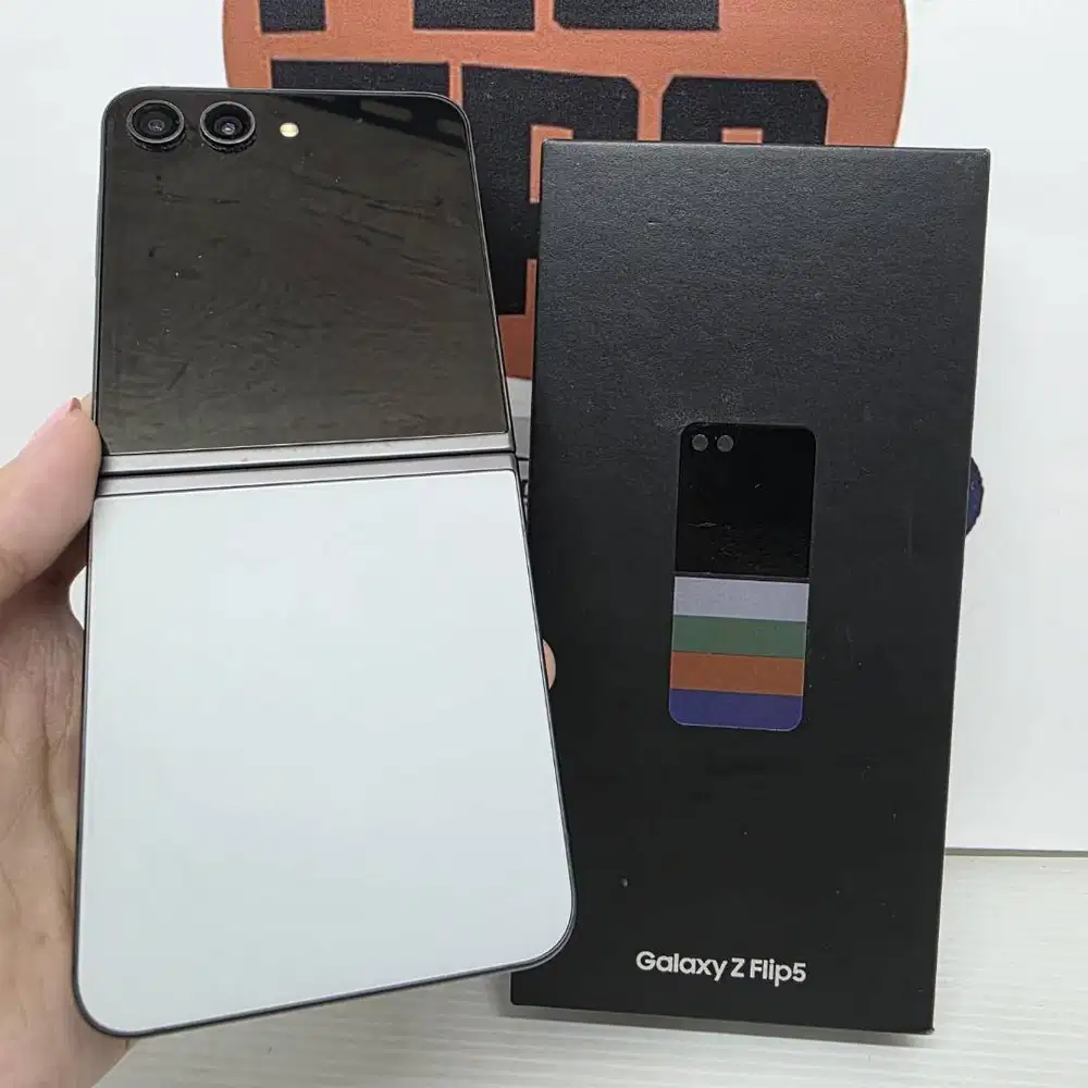 Exclusive Gray Samsung Z Flip 5 8/512GB Mulus FULLSET No Minus EX SEI