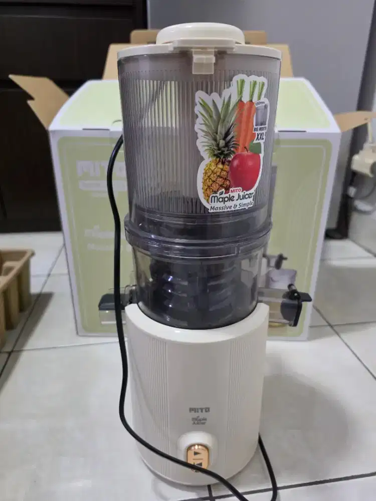 MITO Slow Juicer