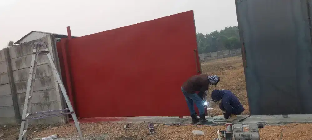 Tukang serba bisa