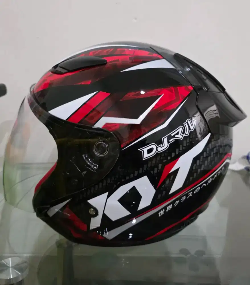 Helm KYT size L still NEW