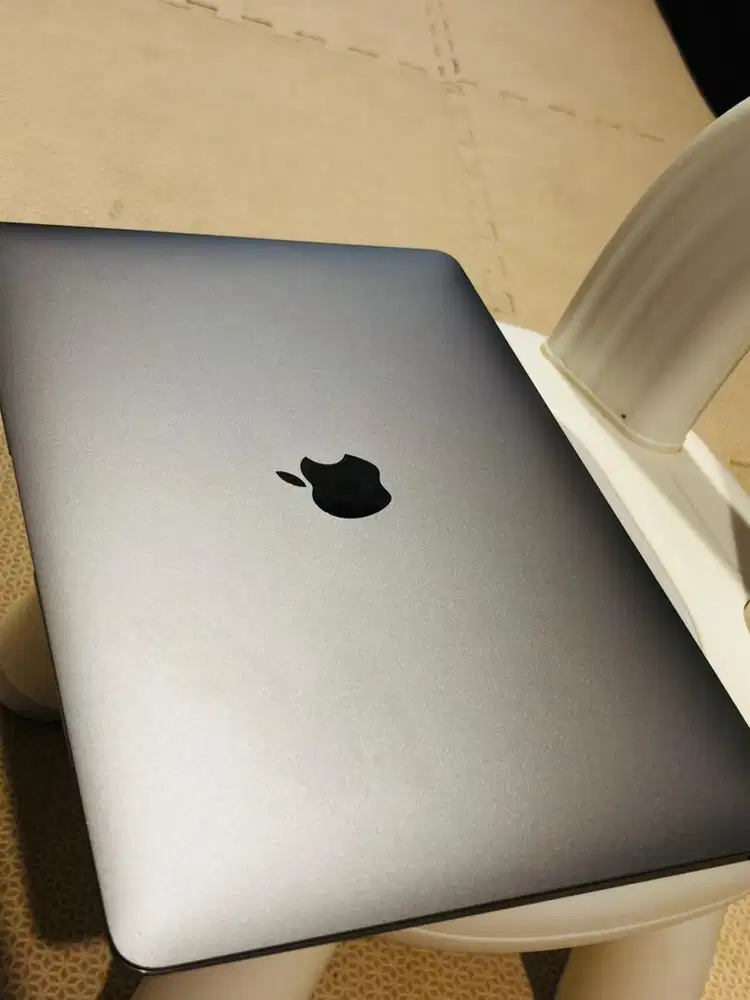 Macbook air Intel core i5 2019