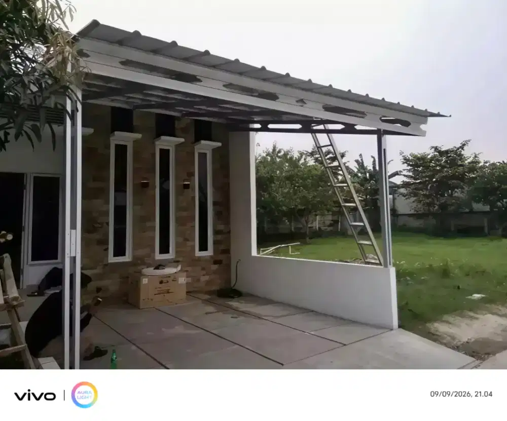 Pasang kanopi baja ringan