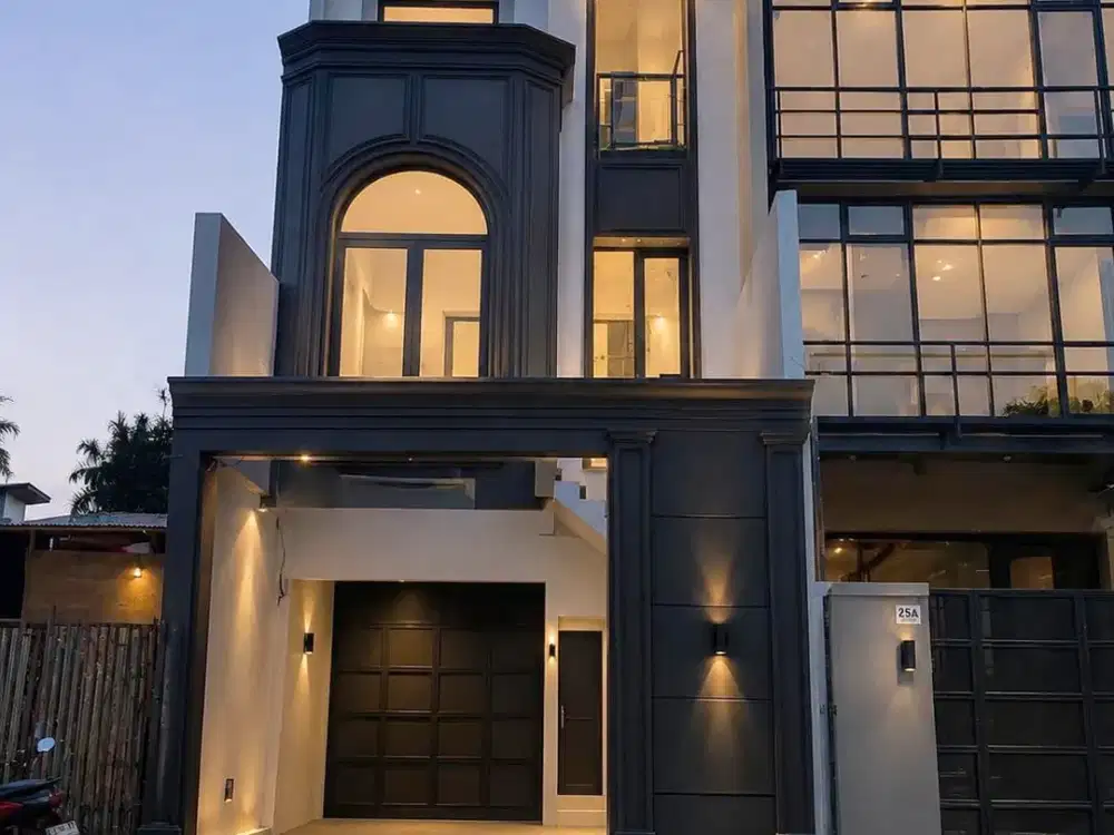 ZN139 Rumah Mewah 3 Lantai American Classic Cempaka Putih Jakarta Pusat