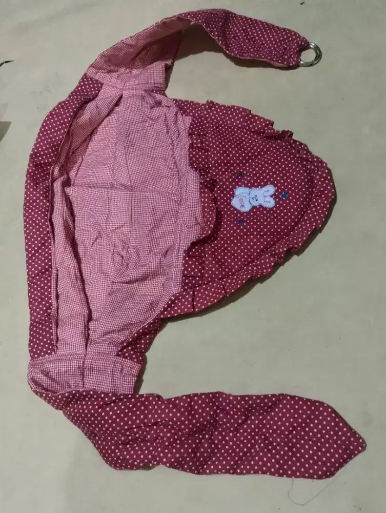 Gendongan Bayi 2Macam