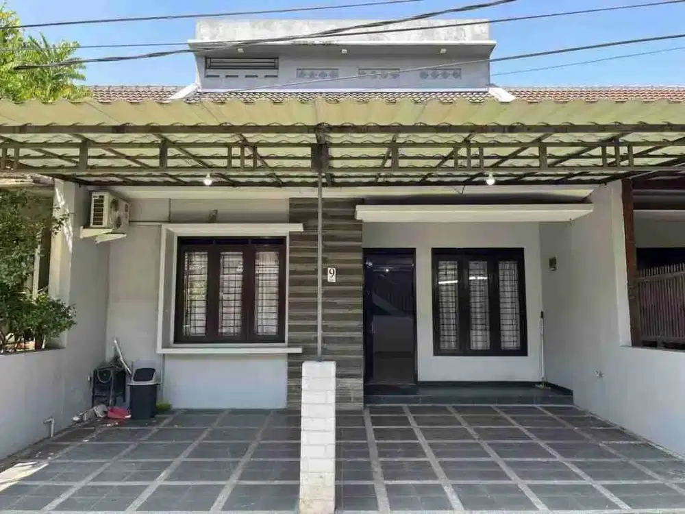 Rumah bagus 2 lantai siap huni di batununggal asri
