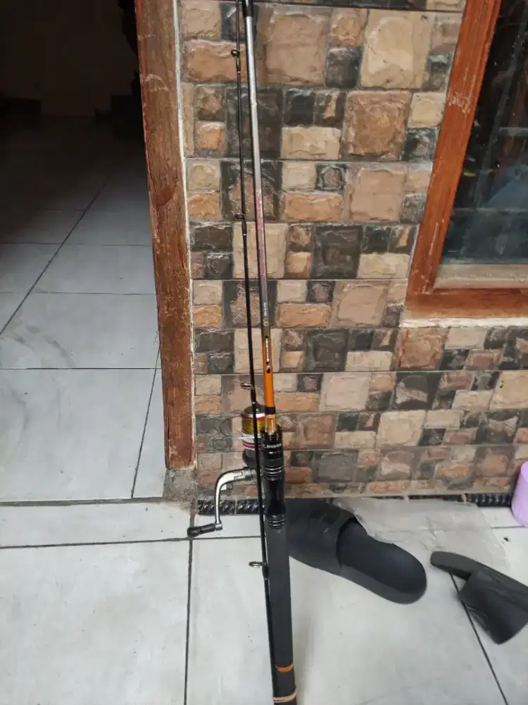 Joran pancing 1 set.