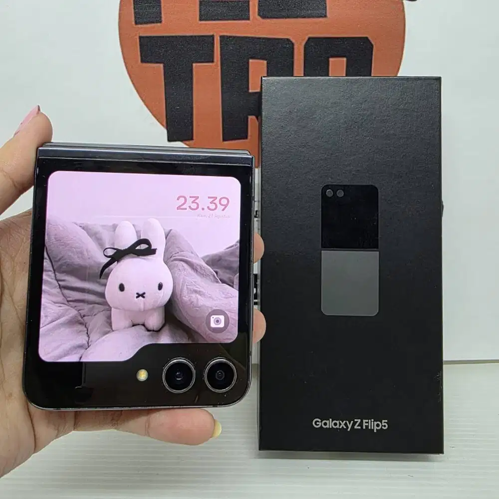 Samsung Galaxy Z Flip 5 8/256GB Graphite EX SEIN